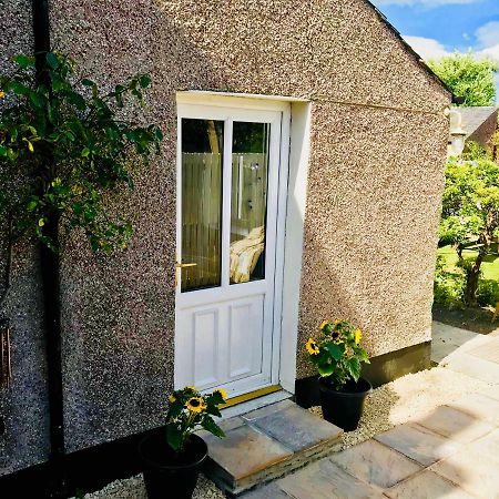 Self-Contained Studio City Centre Location Inverness Kültér fotó